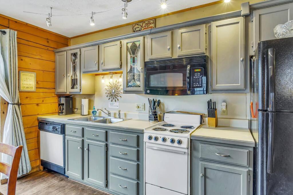 3 Bedroom Log Cabin Condo Close To Everything! Branson Zewnętrze zdjęcie